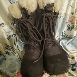 Winter boots
